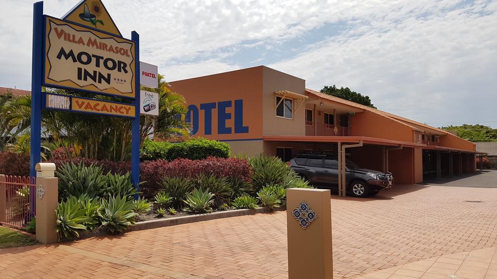 Villa Mirasol Motor Inn Bundaberg Exterior foto